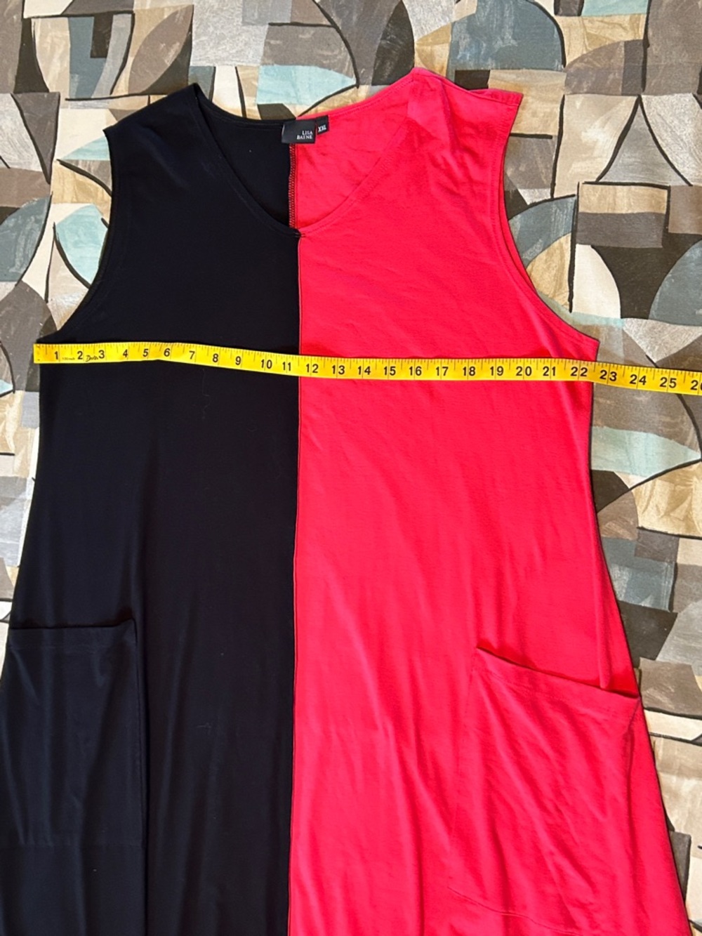 Sleeveless Colorblock Asymmetrical Midi Dress in Black & Hot Pink - Picture 4 of 7